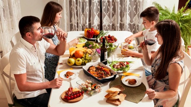 Ilustrasi/Foto: Freepik.com Gejala gangguan makan yang tidak ada hubungannya dengan berat badan