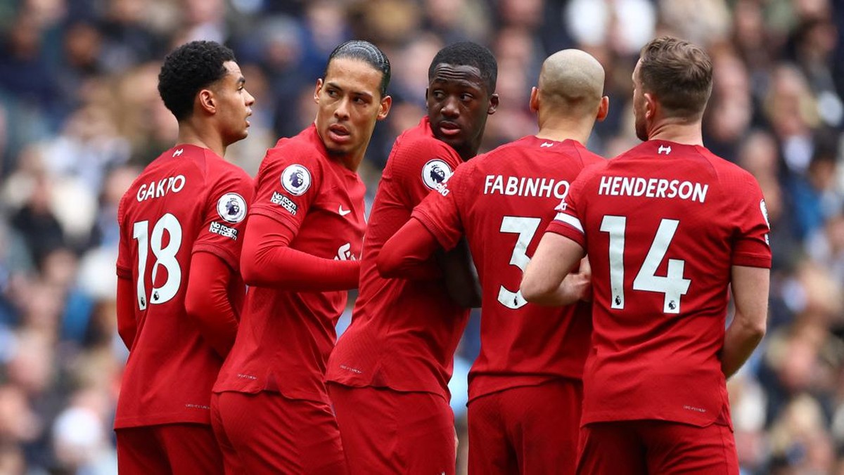Liverpool berjuang keras menuju empat besar Liga Inggris. (Foto: REUTERS/CARL RECINE)
