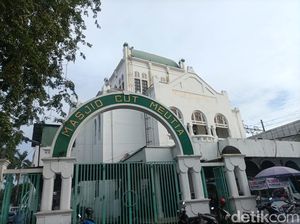 Jejak Sejarah Masjid Cut Meutia, Warisan Kolonial Bekas Biro Arsitek Jejak Sejarah Masjid Cut Meutia, Warisan Kolonial Bekas Biro Arsitek