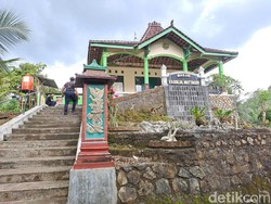 Misteri Masjid Tiban Gunung Cilik Wonogiri dan Kitab Kuno Keramat