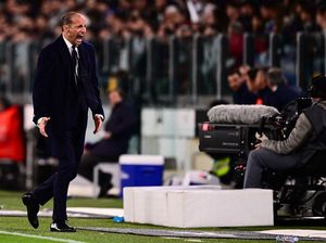 Juventus Menang, Allegri kok Malah Ngambek?