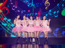 Red Velvet Dewasa dan Karismatik di Konser R to V di Seoul