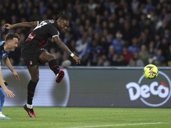 Di babak kedua, Leao mencetak gol lagi pada menit ke-59. AP/Alessandro Garofalo  