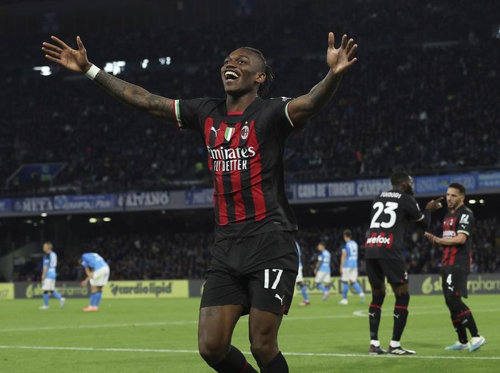 AC Milan's Rafael Leao celebrates scoring his side's third goal during the Serie A soccer match between Napoli and AC Milan, in Naples, Italy, Sunday, April 2, 2023. (Alessandro Garofalo/LaPresse via AP)