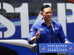 Babak Baru AHY vs Moeldoko