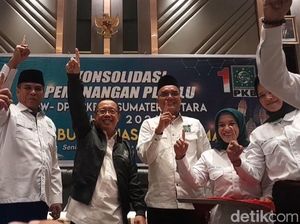 Kelakar Ali Umri Usai Gabung PKB: Terngiang-ngiang Seperti Dipelet Kelakar Ali Umri Usai Gabung PKB: Terngiang-ngiang Seperti Dipelet