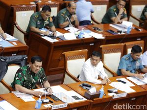 DPR Setujui Hibah Rantis Bushmaster Australia untuk TNI