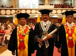 Mengenal MWA UNS, Lembaga Pimpinan Hadi Tjahjanto yang Dibekukan Mendikbud