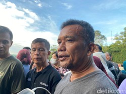 Kecewanya Warga Ibu Ida Dayak Batal Gelar Pengobatan: Nggak Tertib Sih!