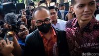 Jadi Tersangka Korupsi, Rafael Alun Datangi KPK