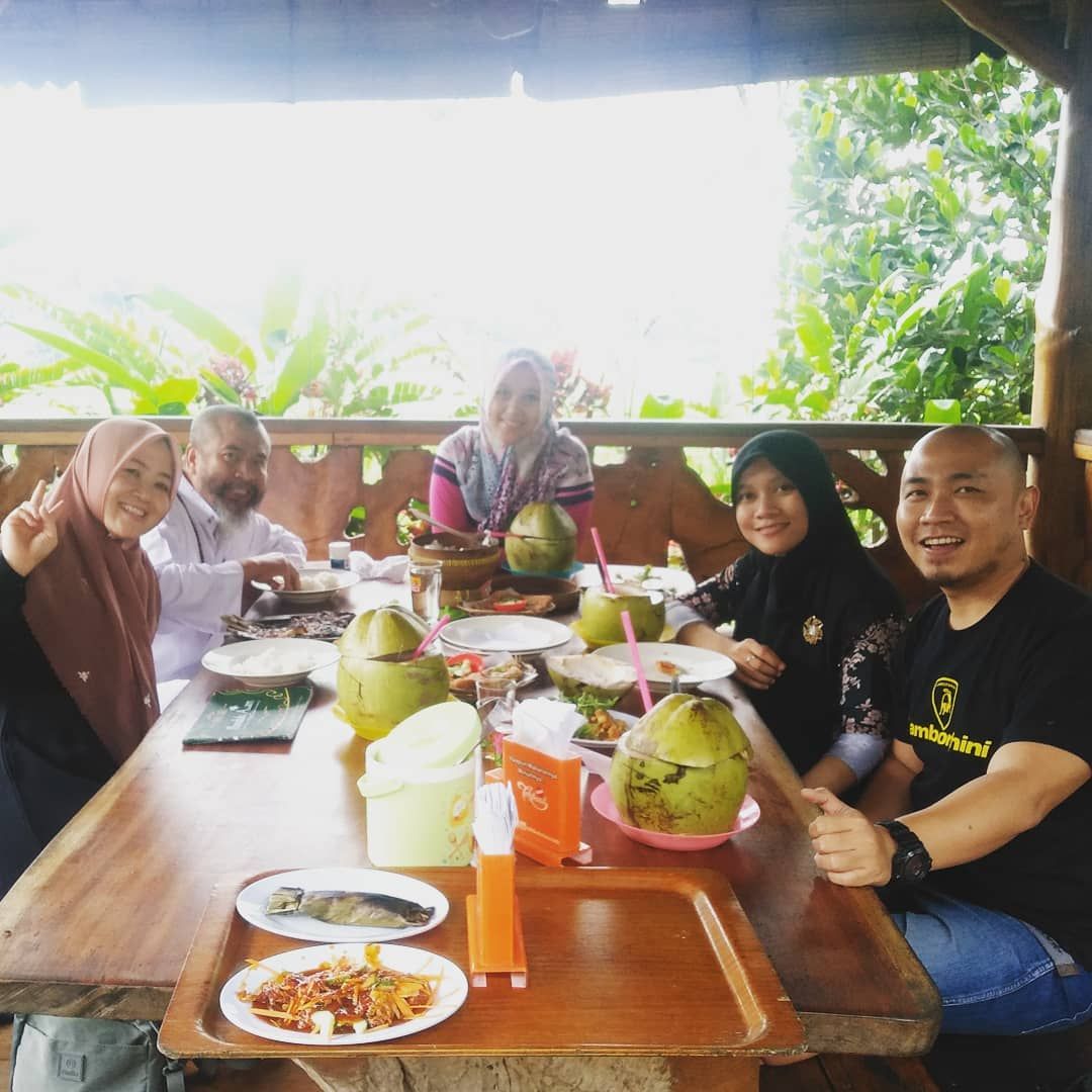 Lutfiana Ulfa & Istri Pertama Syekh Puji