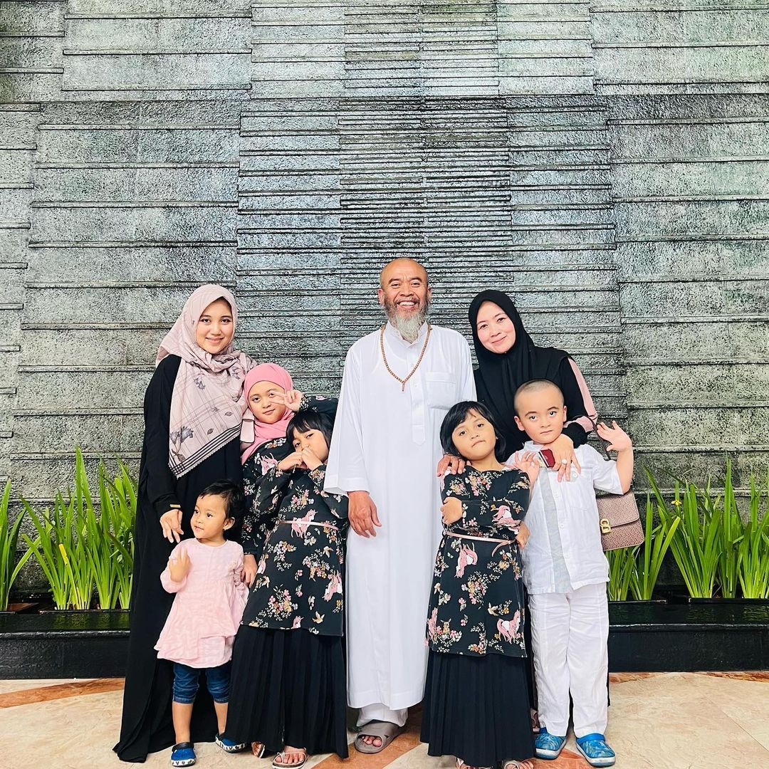 Lutfiana Ulfa & Istri Pertama Syekh Puji