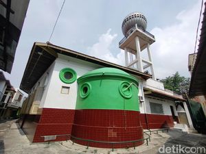 Menengok Masjid Jami Peneleh Surabaya Peninggalan Sunan Ampel Menengok Masjid Jami Peneleh Surabaya Peninggalan Sunan Ampel