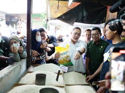 Zulhas Sebut Harga Beras, Ayam, hingga Telur Turun