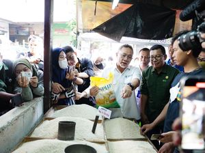 Zulhas Sebut Harga Beras, Ayam, hingga Telur Turun Zulhas Sebut Harga Beras, Ayam, hingga Telur Turun
