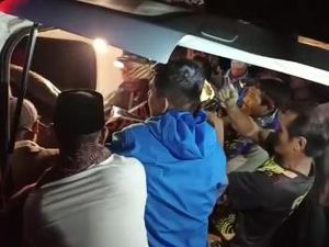 Detik-detik Datsun GO Tercebur Sungai di Tuban hingga Tewaskan Kakak-Adik