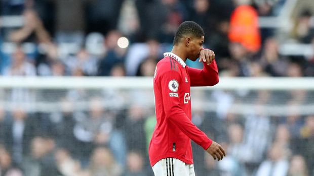 Soccer Football - Premier League - Newcastle United v Manchester United - St James' Park, Newcastle, Britain - April 2, 2023 Manchester United's Marcus Rashford looks dejected after the match REUTERS/Scott Heppell EDITORIAL USE ONLY. No use with unauthorized audio, video, data, fixture lists, club/league logos or 'live' services. Online in-match use limited to 75 images, no video emulation. No use in betting, games or single club /league/player publications.  Please contact your account representative for further details.