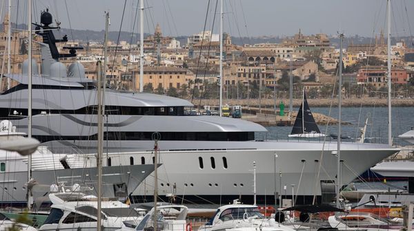 Wujud Superyacht Rp 1,4 Triliun Milik Miliarder Rusia yang Disita Spanyol
