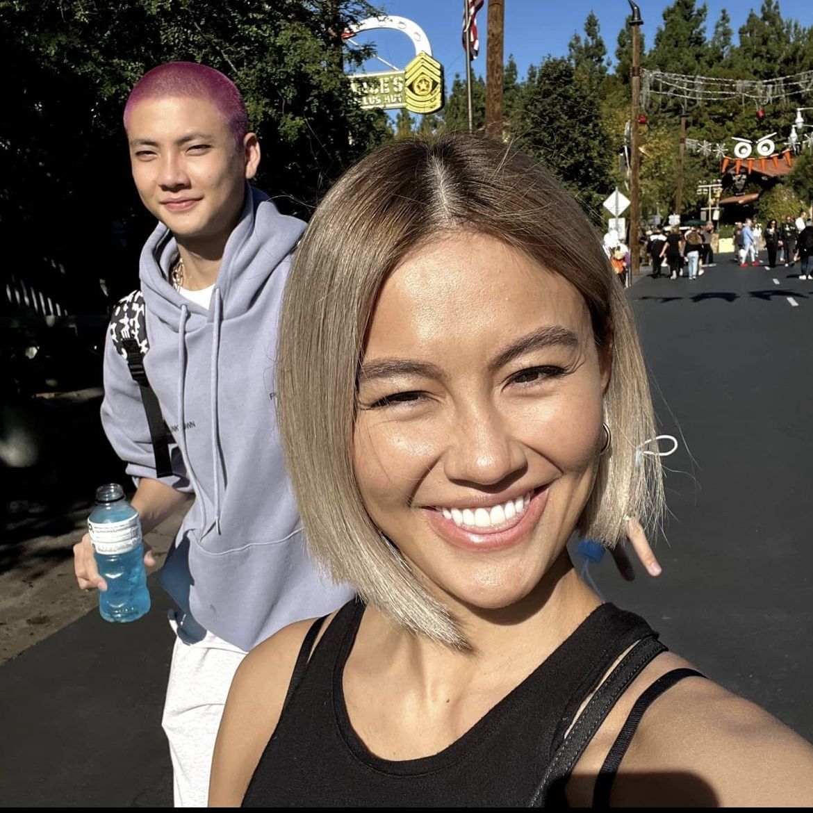 Tepis Isu Putus, Agnez Mo dan Adam Rosyadi Hobi Kulineran di Amerika