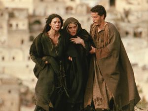 Bintang Passion of the Christ Meninggal Dunia Usai Idap Kanker Paru-paru Bintang Passion of the Christ Meninggal Dunia Usai Idap Kanker Paru-paru