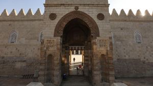 Wajah Masjid Al-Zahir Baybars di Kairo Usai Direstorasi