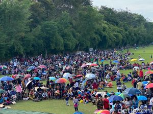 Sesakti Apa Pengobatan Viral Ida Dayak hingga Banyak Warga Rela Antre? Sesakti Apa Pengobatan Viral Ida Dayak hingga Banyak Warga Rela Antre?