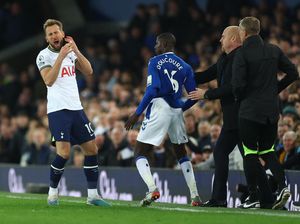 Manajer Everton Sindir Diving Harry Kane