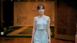 7 Foto Aom Sushar, Aktris Cantik yang Dijuluki Song Hye Kyo Thailand