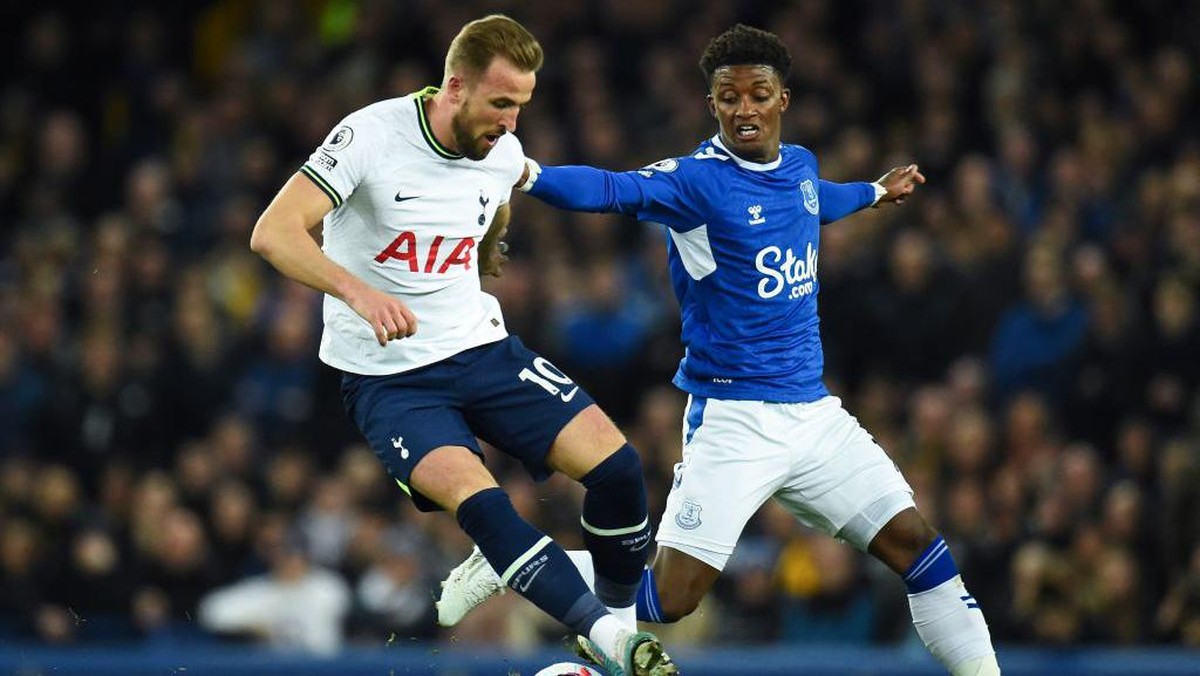Everton vs Tottenham Hotspur tuntas 1-1 (Foto: AFP via Getty Images/PETER POWELL)