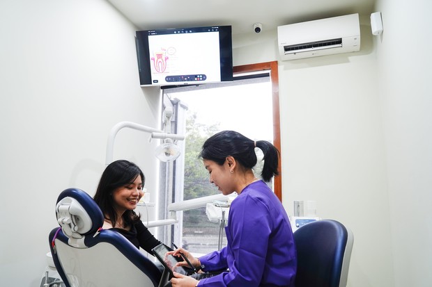 Smile Dental yang gunakan teknologi terkini perawatan gigi/