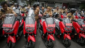Gelontorkan Dana Rp 9,4 Miliar, Lurah-Kades di Wonogiri Dapat Motor Baru
