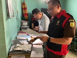 Dugaan Korupsi, Kejari Geledah Kantor DAPM Swadana Harta Lestari