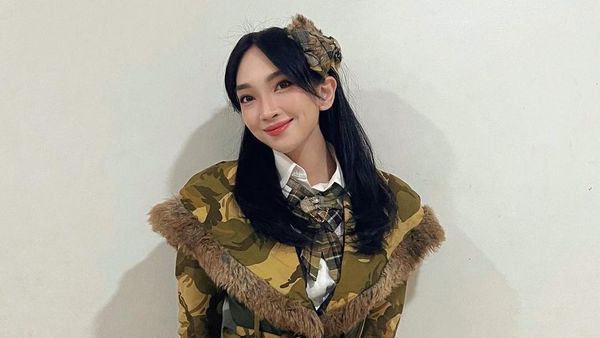 5 Potret Lidya Djuhandar eks JKT48 Belajar Masak Usai Menikah