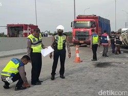 Dugaan Penyebab Kecelakaan Maut Truk Bahan Kimia di Tol Pemalang