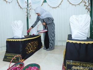 Gubernur Khofifah Kagumi Nuansa Spiritual-Kultural Masjid Jami Ponorogo