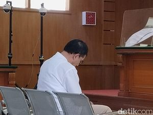 Hukuman Eks Walkot Cimahi Ajay Ditambah Jadi 5 Tahun Bui Hukuman Eks Walkot Cimahi Ajay Ditambah Jadi 5 Tahun Bui