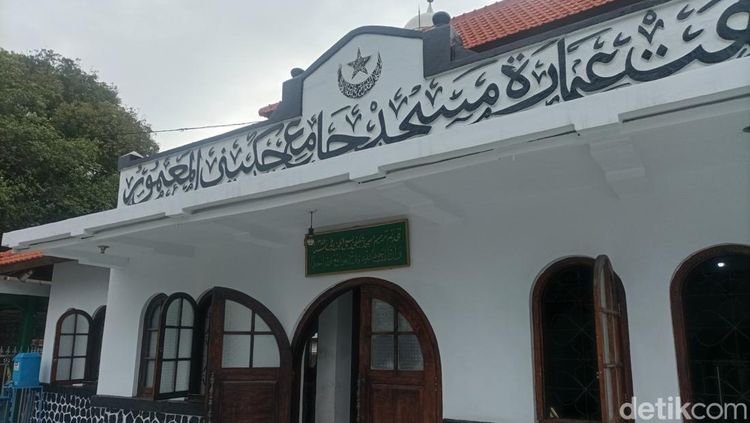 5 Keistimewaan Masjid Jami' Al-Ma'mur Cikini: Jejak Abadi Raden Saleh