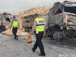 Penampakan Truk Bahan Kimia Kecelakaan Maut di Tol Pemalang