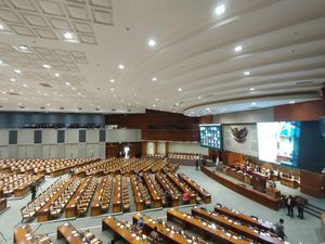 DPR Sahkan RUU Provinsi Sumut hingga Bali Jadi Undang-Undang DPR Sahkan RUU Provinsi Sumut hingga Bali Jadi Undang-Undang