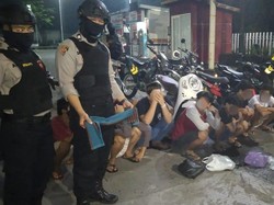 Perang Sarung di Depan SPBU Prambatan Kudus, 11 Pemuda Diamankan