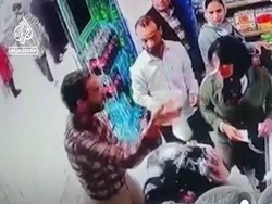 Tak Pakai Hijab, 2 Wanita Iran Disiram Yoghurt