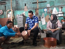 Kunjungi Sentra Tembaga Tumang Boyolali, AHY Dicurhati Perajin