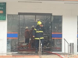 Cerita Saksi Apotek Kimia Farma Terbakar: 2 Customer-7 Pegawai Semburat Keluar