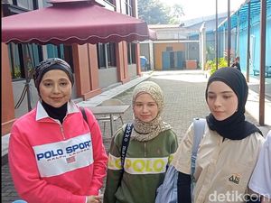 Cara Ayu Azhari Jaga Kekompakan Keenam Anaknya Meski Beda Ayah Cara Ayu Azhari Jaga Kekompakan Keenam Anaknya Meski Beda Ayah