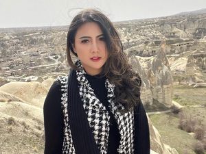 Dari Host dan Pesinetron, Ayu Regita Makin Sukses Beralih Buka Manajemen Artis