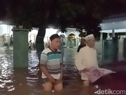 Karangketug Kota Pasuruan Banjir, Jalan Menuju Masjid Terendam