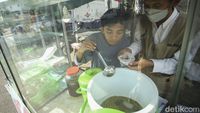 BPOM Uji Sampel Jajanan Takjil di Benhil, Ini Hasilnya