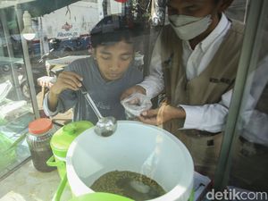 BPOM Uji Sampel Jajanan Takjil di Benhil, Ini Hasilnya