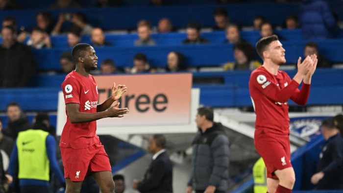LONDON, ENGLAND - APRIL 04: ( THE SUN OUT,THE SUN ON SUNDAY OUT)  Ibrahima Konate of Liverpool with Andy Robertson of Liverpool after the Premier League match between Chelsea FC and Liverpool FC at Stamford Bridge on April 04, 2023 in London, England. (Photo by Andrew Powell/Liverpool FC via Getty Images)