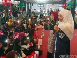 Gubernur Khofifah Santuni 1.700 Anak Yatim/Piatu di Tulungagung